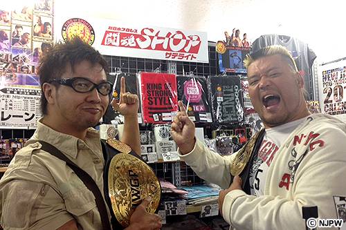 テンコジ訪問 福岡で新日オフィシャルグッズが買えるのは ジーストア福岡 だけ 新日本プロレスリング