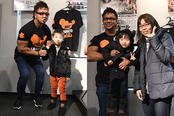 闘魂SHOP水道橋店に小島聡選手が登場！大盛況の撮影会に「本当に