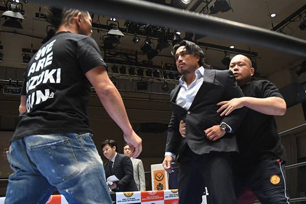 Yahoo!オークション -「iwgpインターコンチネンタル」の落札相場
