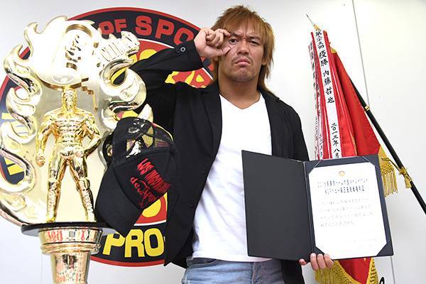 新日本プロレス　IWGP選手権　勝利者トロフィー　実使用　5月6日まで限定値下げ 新日本プロレス IWGP選手権 勝利者トロフィー 実使用 5月6日まで限定
