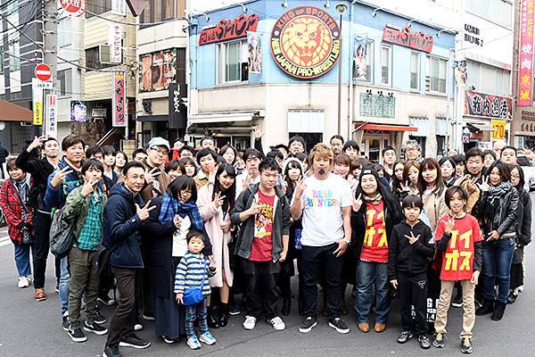 あのポーズ”のリクエスト殺到！ YOSHI-HASHI選手が年内最終試合と2018