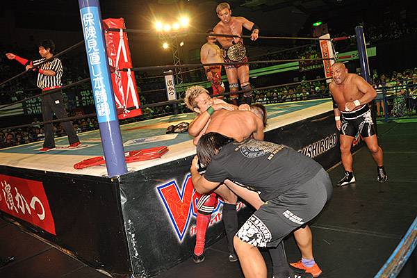 Kizuna Road 19 新潟 新潟市体育館 エンディング 新日本プロレスリング Kizuna Road 19 新潟 新潟市体育館 エンディング 新日本プロレスリング