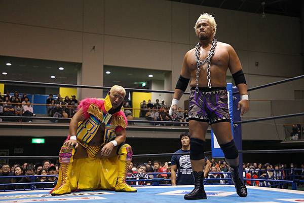 World 開催中 復活 G B Hに直撃インタビュー 前編 こけし の魅力はいまが一番いい 盟友 真壁の言葉に 本間が落涙 新日本プロレスリング
