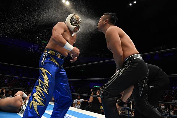 金丸義信選手に一問一答 後編 酒にまつわる 質問続出でヒートアップ イタズラ好き タイチ選手に苦言も デスペラード選手からも質問が到着 新日本プロレスリング