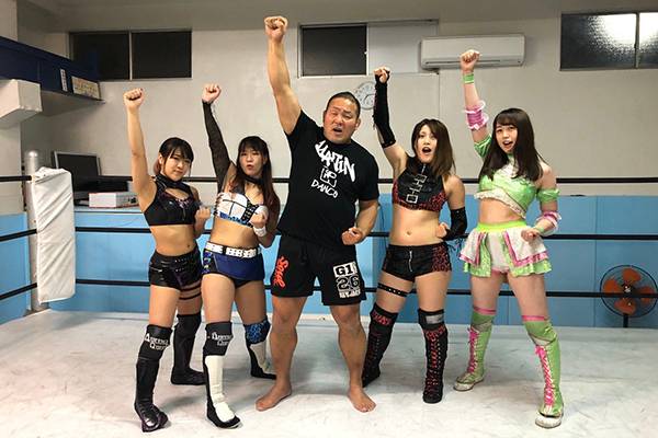 中西さんがスターダムYouTubeチャンネルに襲来!林下詩美選手に ...