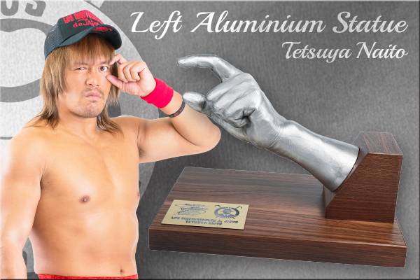 貴重です。一村哲也の伝説的な写真集「カム・アップ」に掲載、オリジナルプリント２ 貴方もL・I・Jのメンバーだ！】内藤哲也選手の右腕&左腕を『ブロンズ像