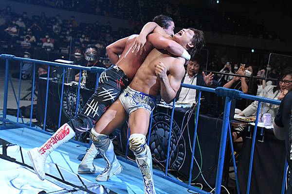 30回勝利 サーキットブレーカー ダブル 白 30A Aシリーズ BLUE SEA