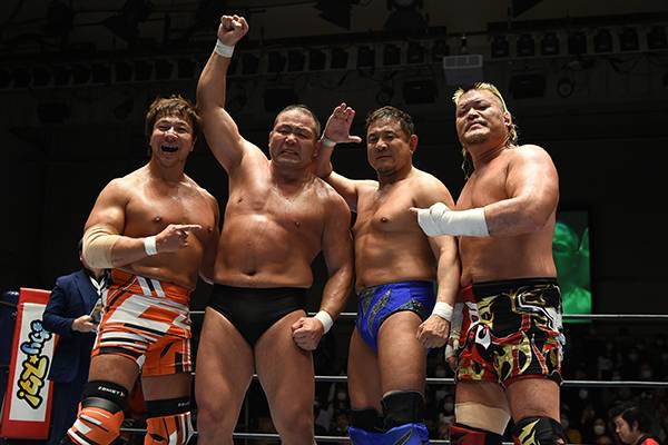 新日本プロレス 小島聡選手 BBMプロレス ノーズテープカードとフィギュア 新日本プロレス 小島聡選手 BBMプロレス ノーズテープカードと