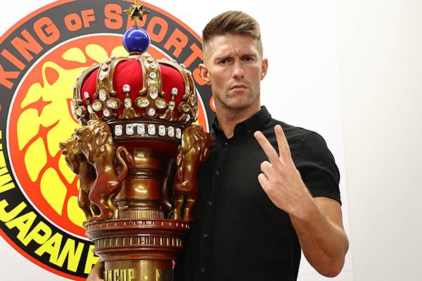 新日本プロレス　IWGP選手権　勝利者トロフィー　実使用　5月6日まで限定値下げ 新日本プロレス IWGP選手権 勝利者トロフィー 実使用 5月6日まで限定