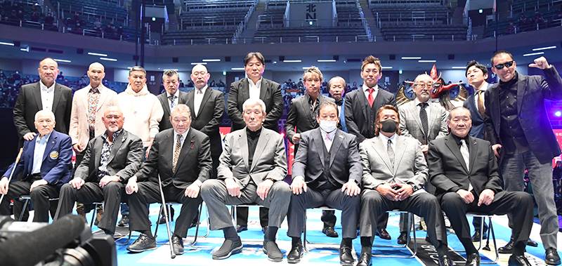 新日本プロレス旗揚げ50周年記念シリーズ - メルカリ