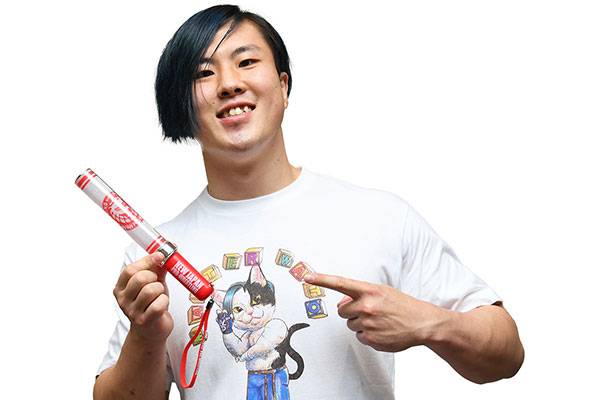BOSJ】SHO選手の新作Tシャツ、応援ペンライトが完成！ | 新日本