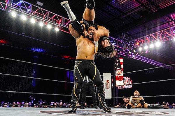 UNITED EMPIRE RISING | 新日本プロレスリング株式会社
