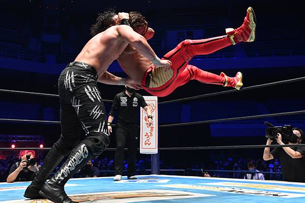 新日本プロレス  ８点セット 8月16日（火）日本武道館のカード順が決定！】メインは、オカダ