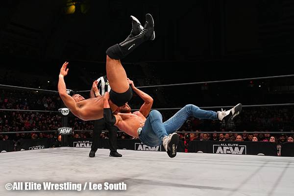 AEWマットで、柴田勝頼がオレンジ・キャシディのAEWオール