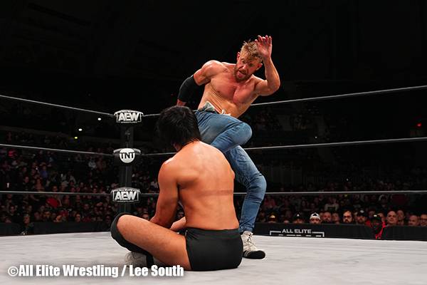 AEWマットで、柴田勝頼がオレンジ・キャシディのAEWオール