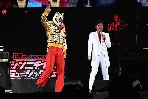 松崎しげる×タイガーマスク！ Angela×獣神サンダー・ライガー