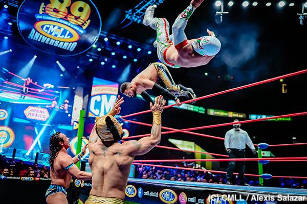 12月9日 (金) アレナメヒコでメキシコとアメリカの国交樹立200