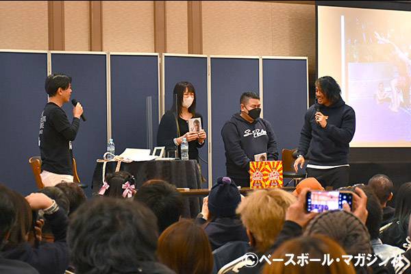 KENTA選手自伝『足跡』刊行記念トークショーは大盛況！【レポート