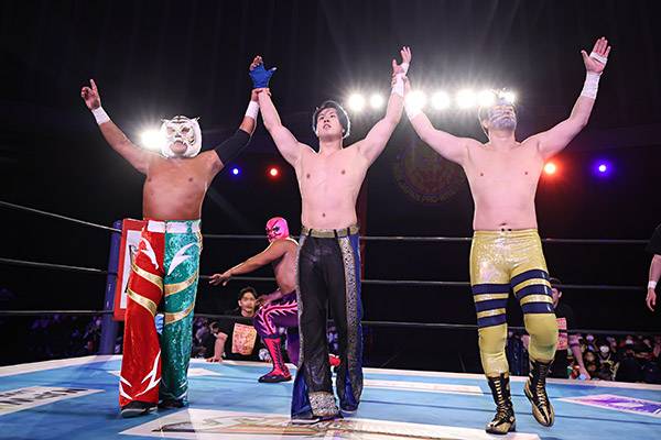 速くおよび自由な CMLL チャンピオンベルト サイン入 新日本プロレス