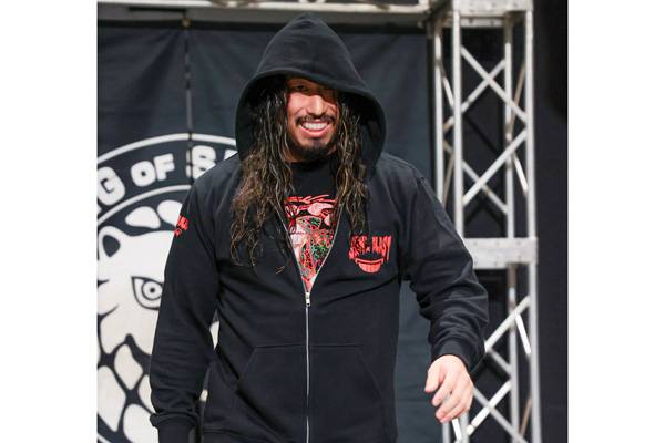 10.7仙台大会から緊急発売！辻陽太選手の初パーカーが完成！ | 新日本