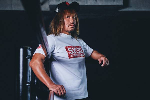 SY32 by SWEET YEARS×内藤哲也」コラボアイテムが発売スタート！ | 新 