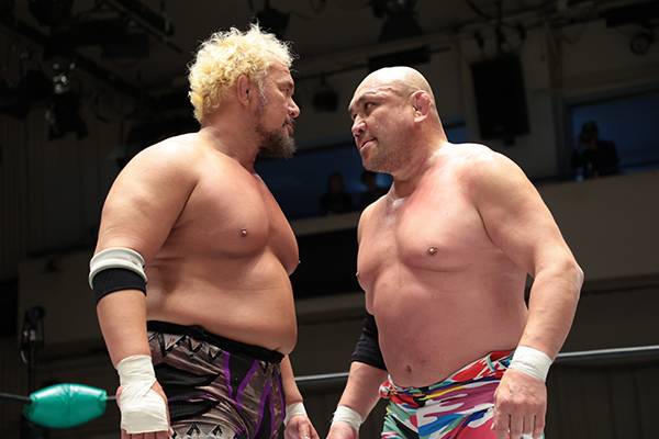 約25年の時を経て、真壁vs藤田の運命の“同期対決”がタッグで実現！秋山