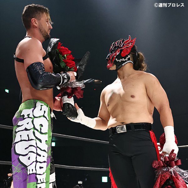 破天荒すぎる“ノーDQマッチ”は鮮血の大死闘に…！ デスペラードは突然の