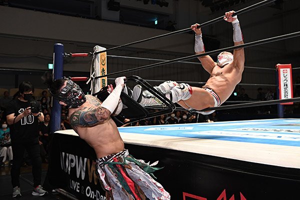 ★超激レア★新日本プロレス 選手バスA&B 2台セット 新日本プロレスリング株式会社 على X: 