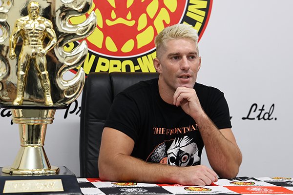 新日本プロレス　IWGP選手権　勝利者トロフィー　実使用　5月6日まで限定値下げ 新日本プロレス IWGP選手権 勝利者トロフィー 実使用 5月6日まで限定