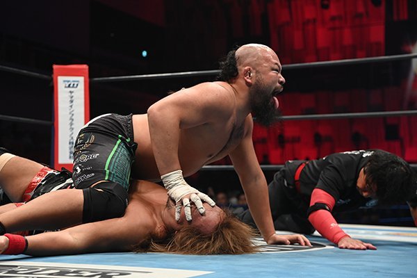 新日本プロレス　IWGP選手権　勝利者トロフィー　実使用　5月6日まで限定値下げ maxresdefault.jpg