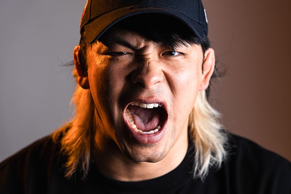 新日本プロレス　大岩陵平ボディバッグ 大岩陵平 ボディバッグ