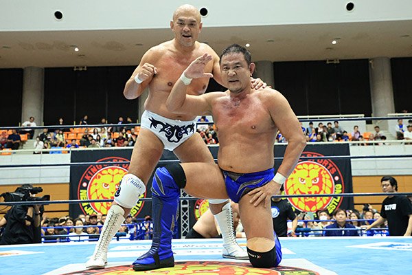 東金の英雄”永田が“最高の盟友”秋山とタッグ結成！ 渾身のバック