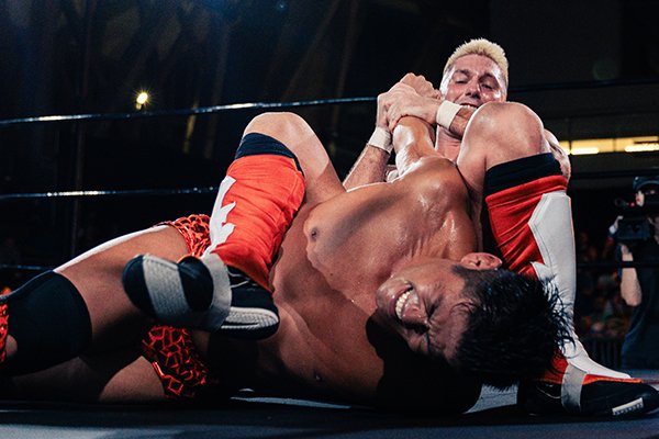 11月4日 (月・祝)大阪府立で、タイトルマッチが正式決定！】IWGP世界