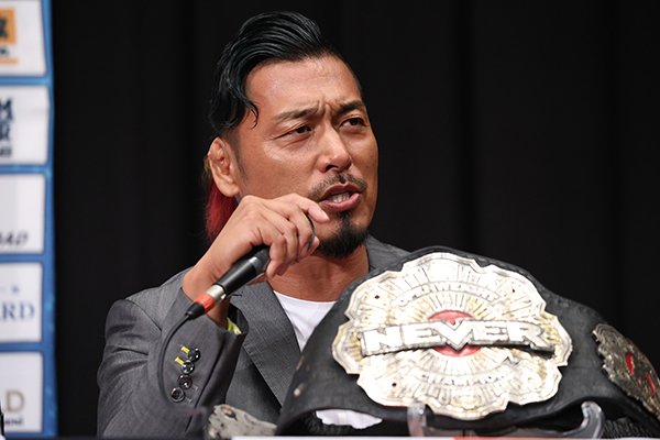 新日本の勢力図をガラリと変えてみせます」鷹木がIWGP世界ヘビー王座獲