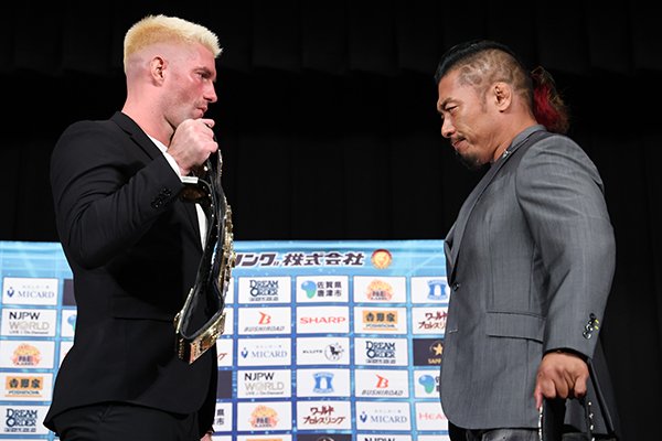 新日本の勢力図をガラリと変えてみせます」鷹木がIWGP世界ヘビー王座獲
