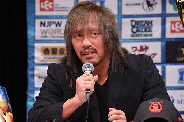 ワールドタッグリーグ2024優勝 内藤哲也&高橋ヒロム直筆サイン入