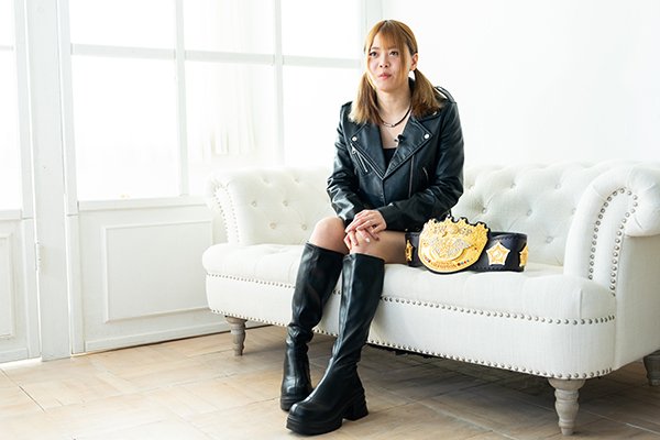 岩谷麻優 フォトフレーム IWGP女子王座 Amazon.co.jp: スターダム プロレス 岩谷麻優 直筆サイン入り