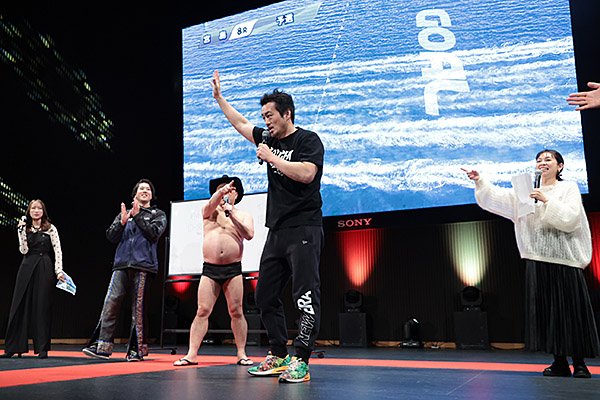 ハリウッドザコシショウさんがサプライズ登場！「ヒサシブリダナ