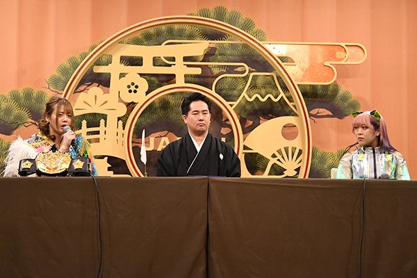 値下げ交渉不可 岩谷麻優 フォトフレーム IWGP女子王座 スターダム IWGP女子王座 岩谷麻優がV5‼Sareeeとの因縁決着「私にライバル
