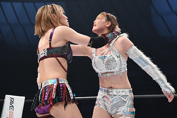 私がさらにこのIWGPの価値を高めていきます！」朱里が、“絶対王者”岩谷