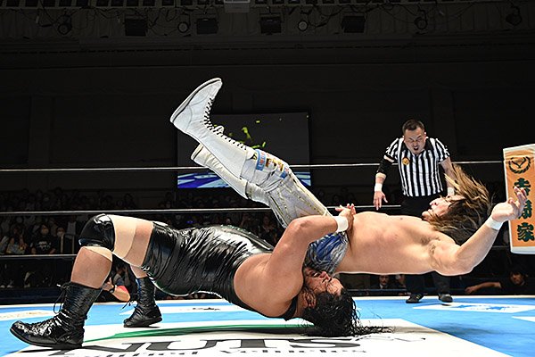 A Final Aloha: Jeff Cobb Bows Out in Battle with Tanahashi | NEW