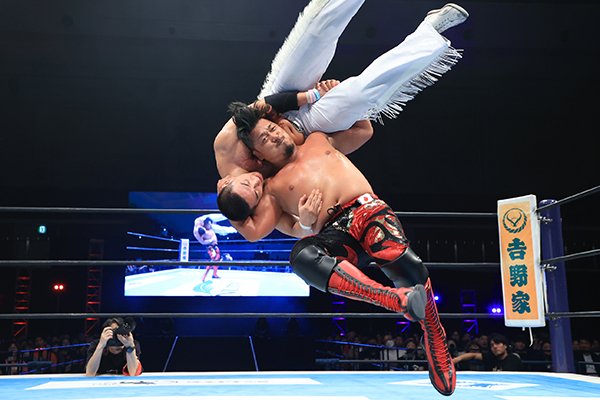 Shota's Fire Can't Stop the Dragon | NEW JAPAN PRO-WRESTLING