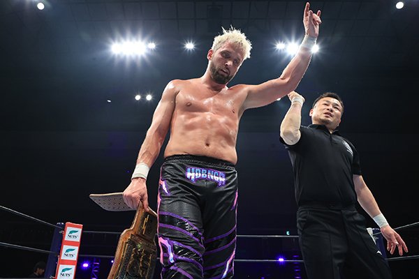 ELP and Takeshita push limits in 15-minute NJPW TV Title match