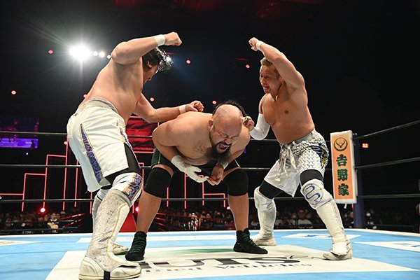新日本プロレス　組み立て式リング 3月26日（土）25時～『ワールドプロレスリング』は「NEW JAPAN