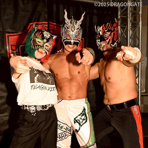 DRAGONGATEにエル・デスペラードがドラゴン・キッド with スター
