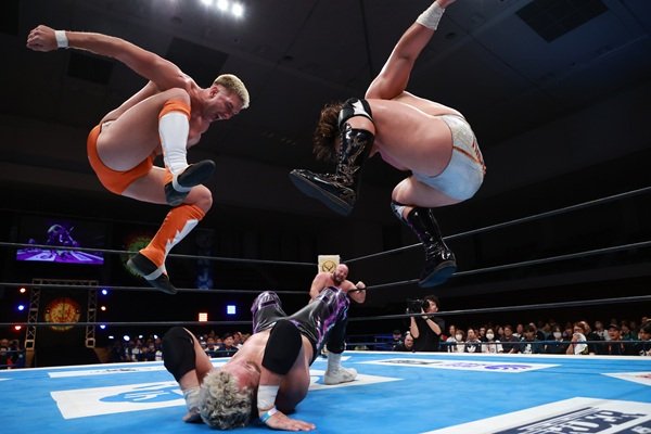 Phantasmo victory party starts off Soul | NEW JAPAN PRO-WRESTLING