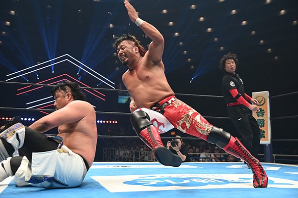 Shingo Gotou  Goto Revolution survives Shingo in Osaka to retain IWGP Gold