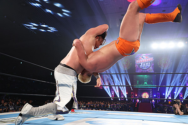End of Revolution, Televised: Zack takes belt on Japanese special