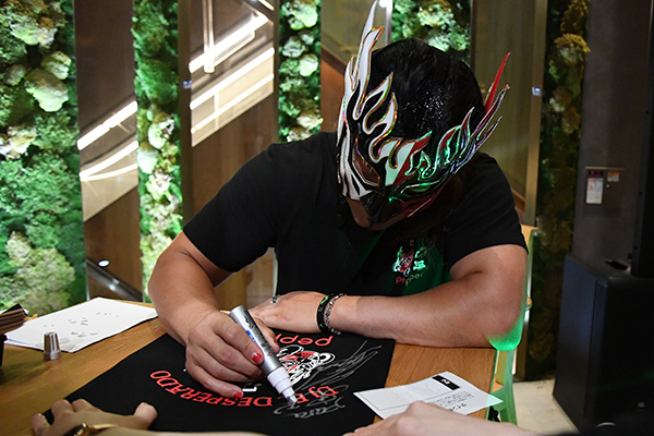 【新品未使用】エル・デスペラード コインケース 会場限定 新日本プロレス 5.30『BOSJ』後楽園大会から会場限定で販売！メキシコ製