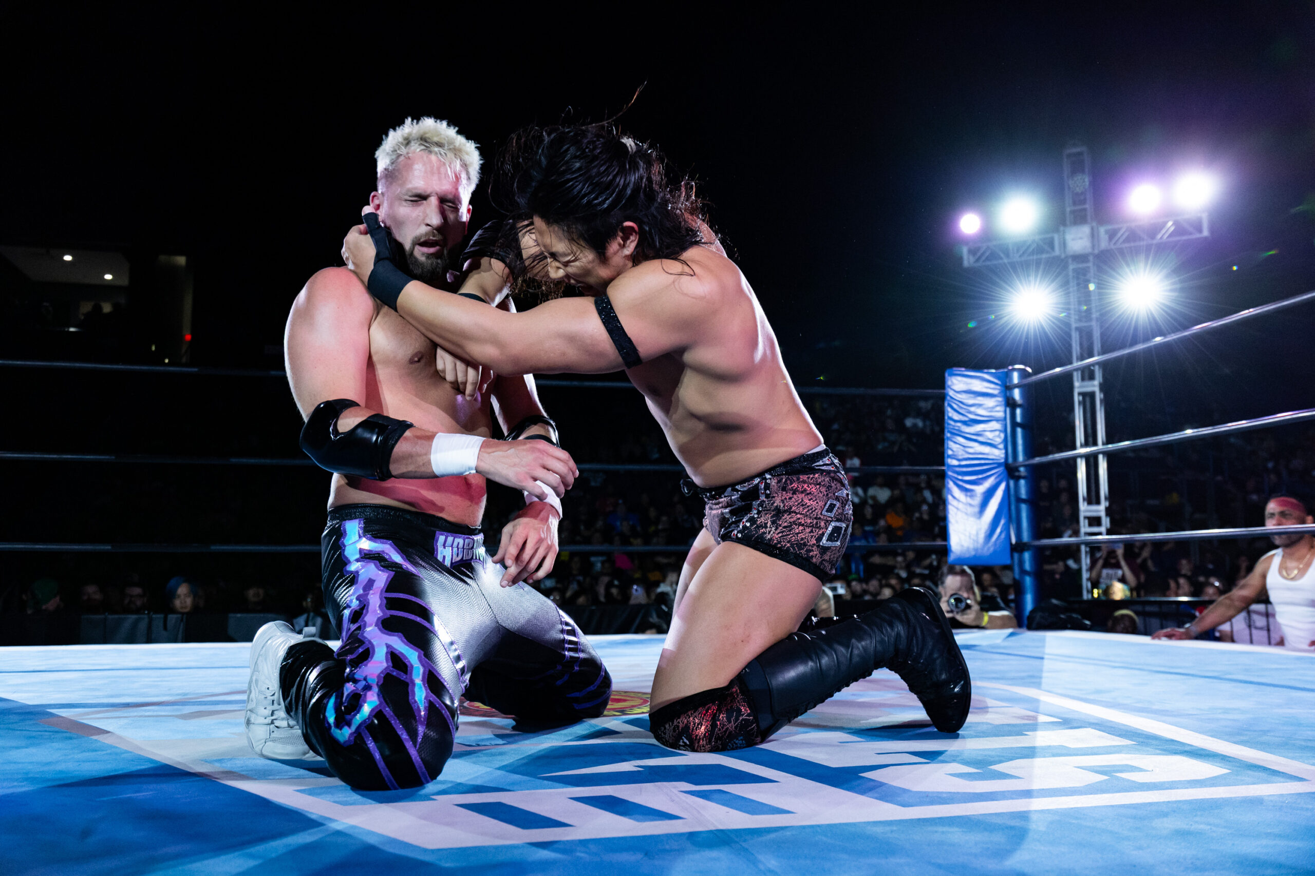 新日本プロレス　ラディカルファイト NEW JAPAN RADICAL FIGHT 100＋α Vol